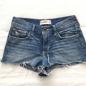 ABERCROMBIE KIDS Frayed Jean Shorts